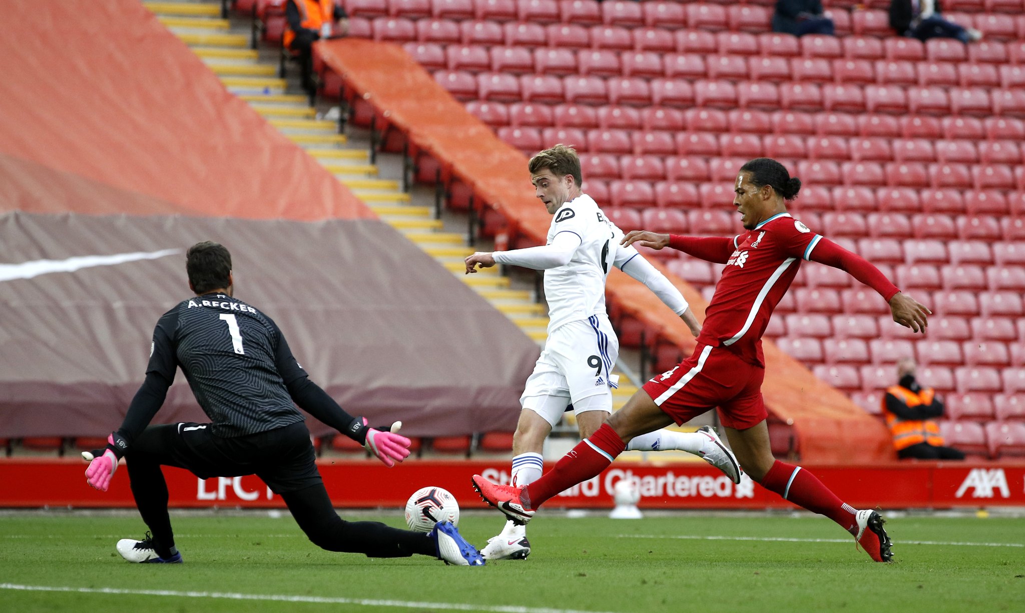 界杯上夺冠 界杯上夺冠